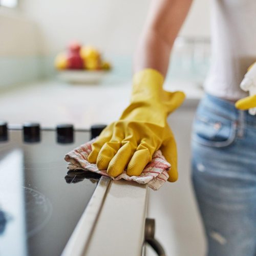 Deep Cleaning vs. Regular Cleaning: What’s the Difference?